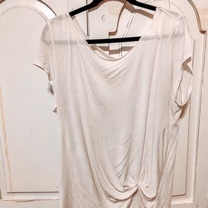 Comfy basic set shirt bundle. L/XL $15